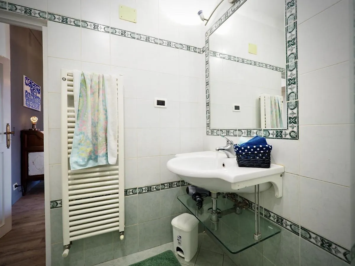 Apartment Dimora Del Carmine Acquario - Genovabnb It Italy